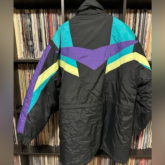 Vintage Winter Ski Jacket - Picture 7 of 8